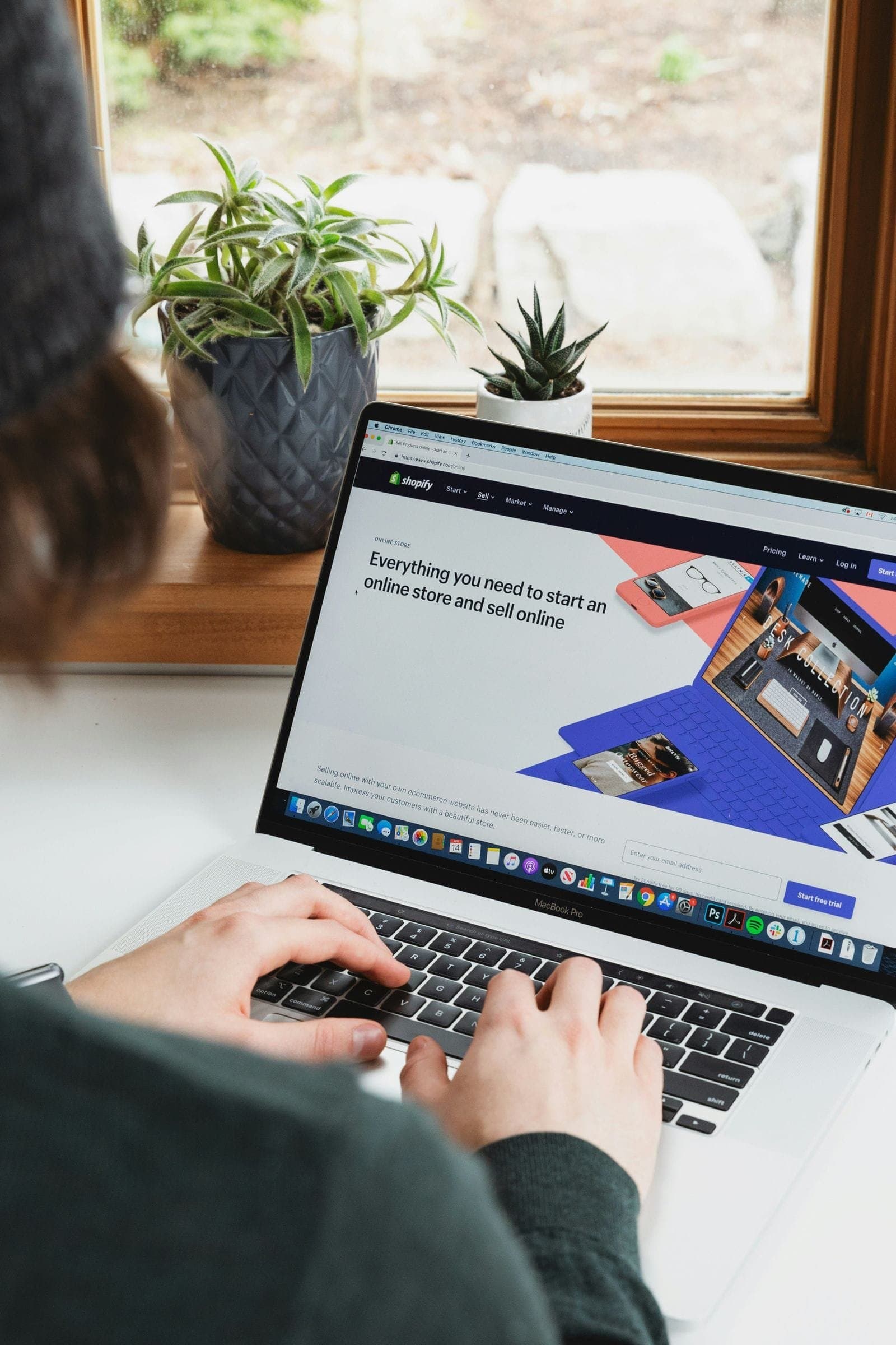 BigCommerce vs Shopify: Which is the Best B2B eCommerce Platforms?